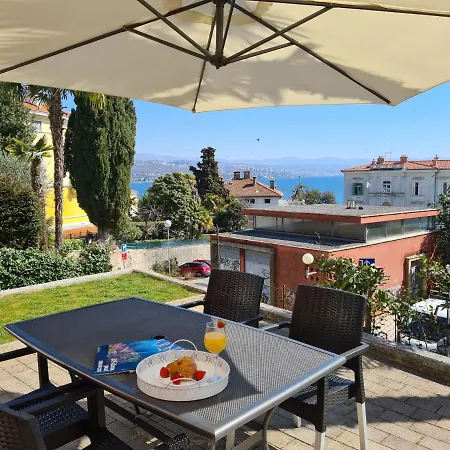Downtown Ela Apartment Opatija