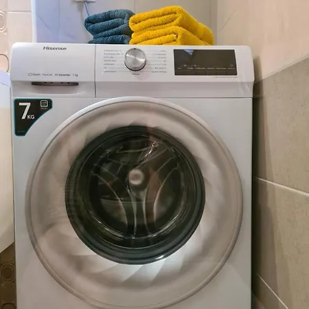 Downtown Ela Daire *