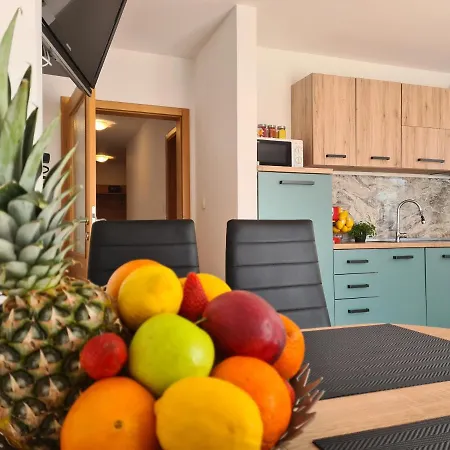 Downtown Ela Apartment *