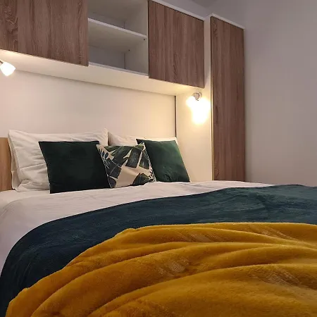 Downtown Ela Apartment