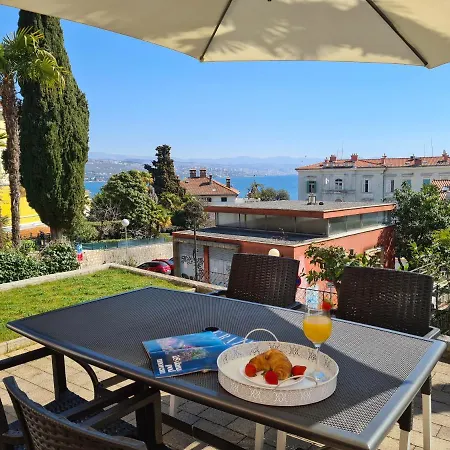 Downtown Ela Apartment Opatija