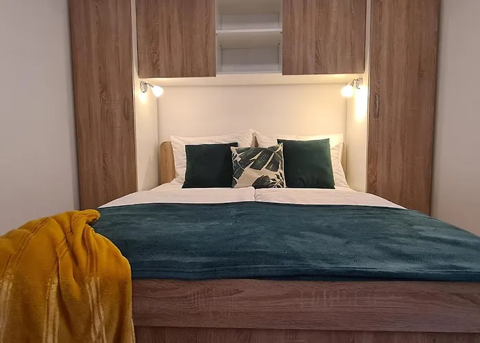 Downtown Ela אופטיה