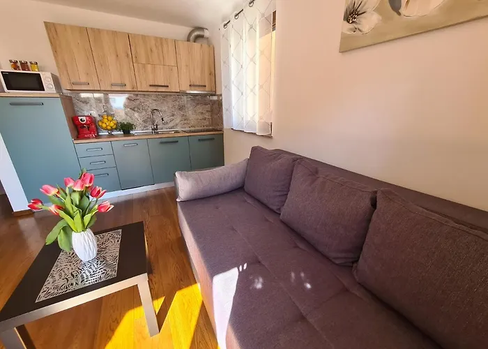 Downtown Ela Apartment *